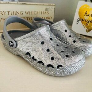 BRAND NEW SILVER CROCS SIZE 7 WOMANS
